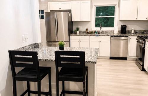 Jefferson Park House | 2-bedroom house in peaceful East Point Atlanta