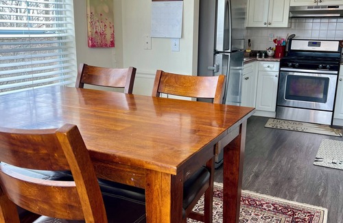 Peabody Apartment | 2 Bedroom North Shore Apartment- Pool -Gym -Trail - Shopping