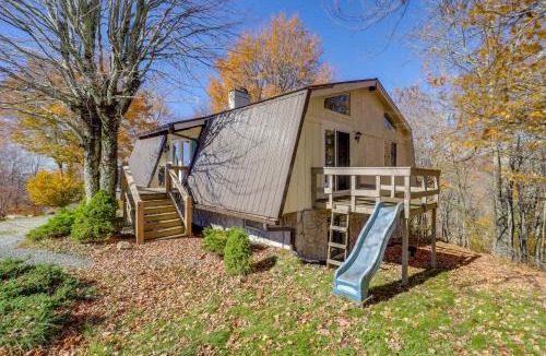 Beech Mountain House | 2 Mi to Beech Mtn Resort: Family Home w/Hot Tub!