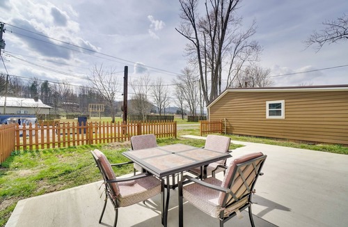 Townsend Cabin | 2 Mi to Nat'l Park: Riverside Smoky Mtn Cabin!
