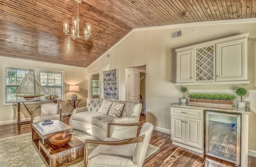 Folly Field House | 2-Min Walk to Beach, Free Pool and Spa Heat, Family & Dog-Friendly, Sleeps 17, Kids' Loft