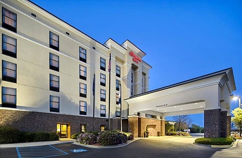 Royal Pines Estates Hotel | 2-Star Hotel ∙ Hampton Inn Columbia I-20-Clemson Road