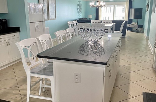Crescent Beach Villa | 2000sq ft Ocean View Villa, steps to the beach, small pool & hot tub. 4 king bed