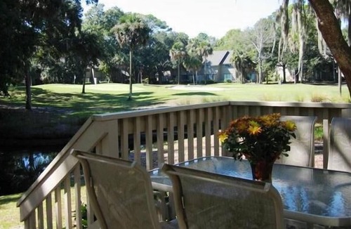 Shipyard Plantation Condo | 3 BR Across From Beach/Lagoon & Golf View w/2 Private Decks - 10% OFF AUG/SEPT!