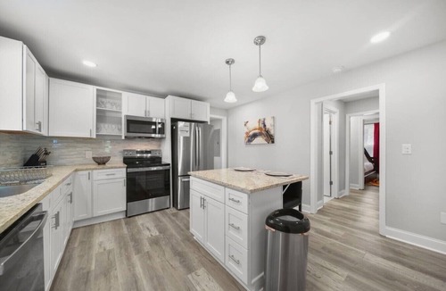 Mount Holly House | 3-BR Renovated Bungalow—River District—Fire Pit!