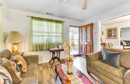 Beaufort House | 3 Mi to Dtwn Beaufort: Quiet Family Home w/Yard