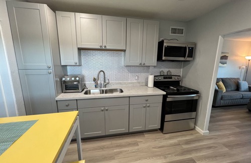 Townsite House | 3BR house with yard near Water St