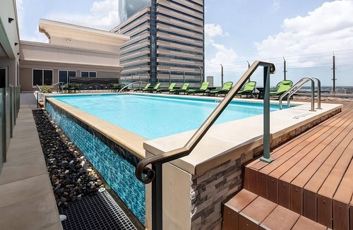 Texas Medical Center House | 4 Affordable Units! w/Pool, Short Drive to NRG Stadium and Houston Zoo
