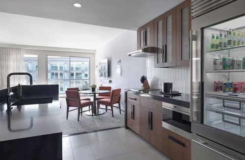Ivins Hotel | 4 Sunlit Desert Rooms with Stunning Panoramic Views and Comfort - Weekend Stay