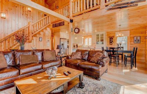 Whitefield House | 489OER