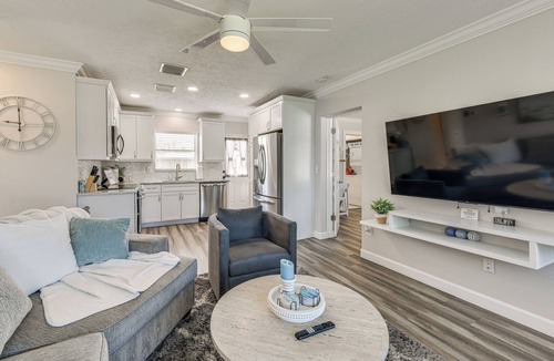Bayshore Gardens House | 5 Mi to Riverwalk: Bradenton Family Home w/Yard
