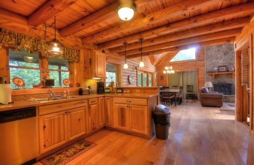 Almond Cabin | 5BR Family Log Cabin Near Bryson, NOC & Fontana - Hot Tub, Game Room & Fire Pit