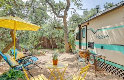 Wimberley Apartment | 6 Mi to Wimberley Square: 'Happy Days Cruiser'