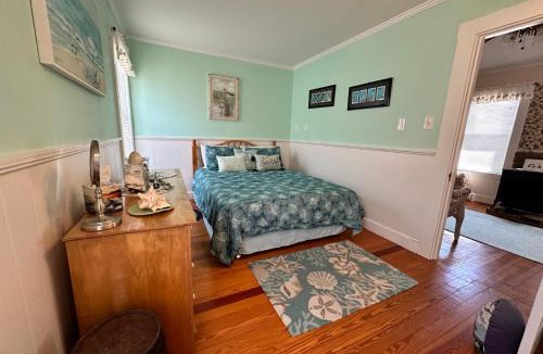 Hampton Apartment | 7 Beachside inn