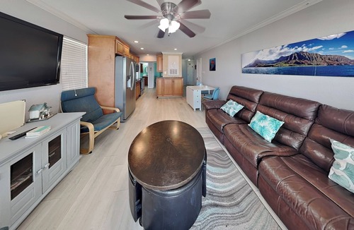 Galveston Condo | A Sunny Seahorse by Ryson Vacation Rentals