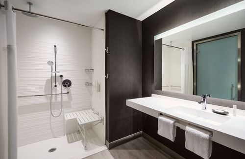 Financial District Hotel | AC Hotel by Marriott Kansas City Downtown