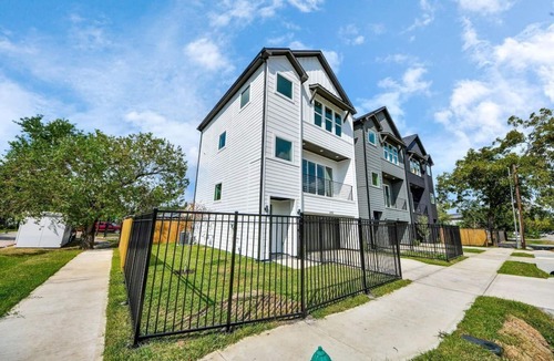 Foster Place House | Alice Grove!