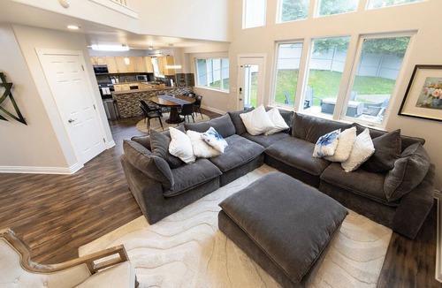Rabbit Creek House | Anchorage Retreat w/Mountain Views: Deck, Grill, 5BR/4BA, 2 Media Rooms
