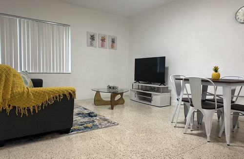 South Lake Apartment | Apartment close to Hollywood Beach