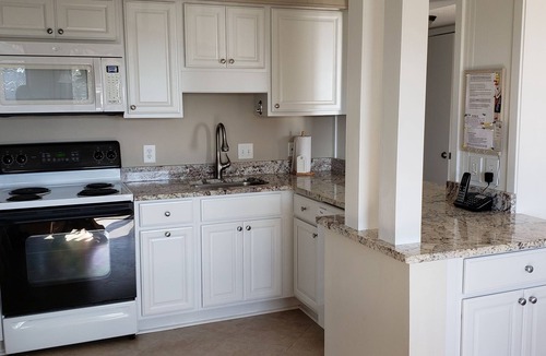 Folly Field Villa | AUG15-22&:OCEANVIEW 2026 REMODEL 50yd to beach3RD FL/SouthbalconyLG Shower2POOL