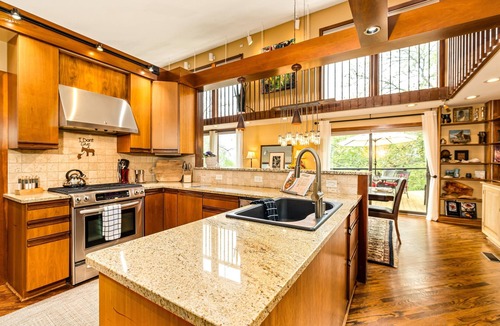 Abingdon House | Available - Rythmn & Roots, In-Town, Group Getaway