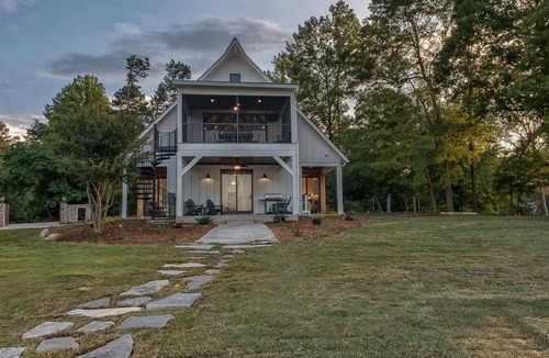 Lake Norman of Catawba House | Azalea Retreat – The Cottage | Pool | Pickleball
