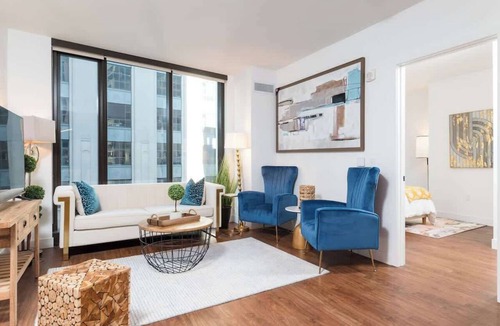 Bay Village Condo | Back-Bay Upscale Central Condo Bos Common Downtown
