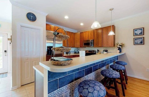 Selbyville Condo | Bayville Shores home just steps from the water with pool & tennis courts