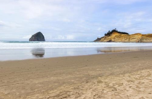 Shorepine Village House | Beachcomber's Paradise