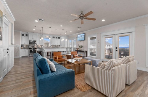 Crystal Beach House | Beachfront 11BR Duo Retreat | Sleeps 67 | Hot Tubs and Pickleball Court