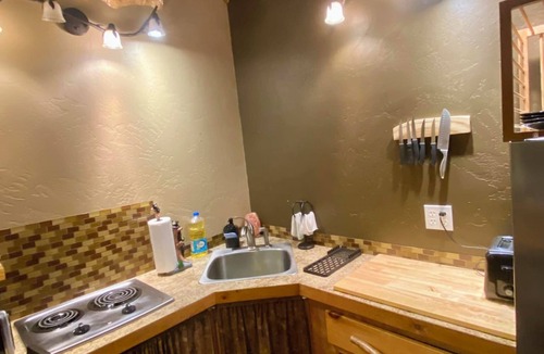 Kalifornsky Cabin | Bear Cabin-Gunning Cabin Rentals