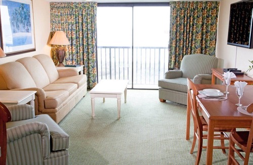 Ocean Drive Apartment | Beautiful 2 bedroom unit at resort, sleeps 6