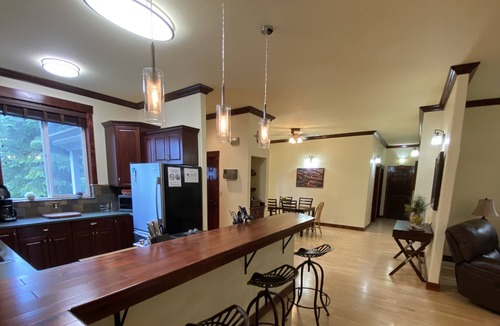 Cohoe House | Beautiful 3 bedroom home located walking distance from Kasilof River boat docks.