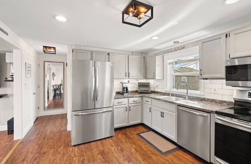 Salisbury Beach Apartment | Beautiful, Large 3-bedroom luxury apartment that's 300' from Salisbury Beach