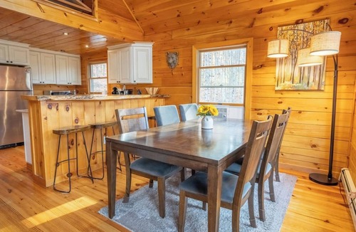 Campton House | Beautiful private rustic log cabin, pool, hot tub