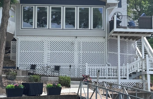 Lake Ozark House | Beautiful Waterfront Lake Home/Private Dock - walk to Bagnell Dam Strip
