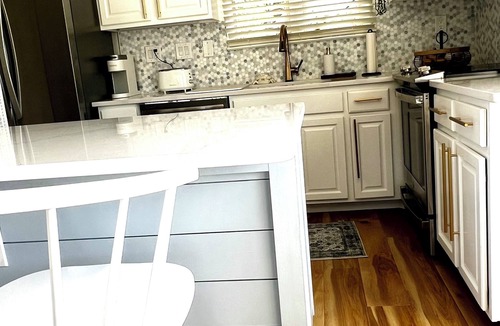 Bethany Beach Condo | Bethany Beach Lakefront Sea Colony Condo Walk to Beach Sleeps 8
