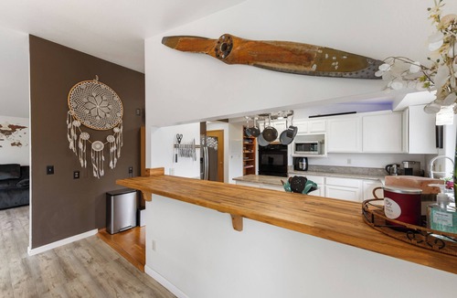 Salmon Creek House | Big beautiful house with lots of room and amazing mountain and ocean views!