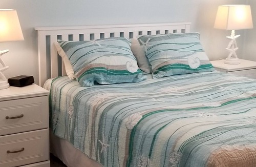 Folly Field Resort | Bison on the Beach: Charming 2bdrm villa at sweet resort on the beach