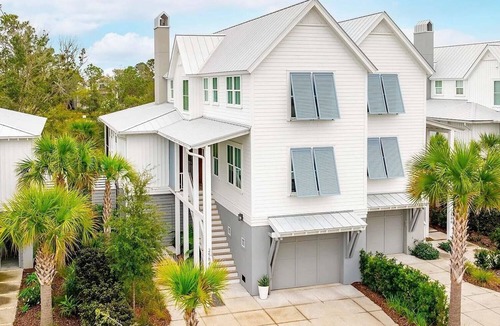Johns Island House | “Blue Heron” 2584 Helmsman Road, Kiawah River 3 bedroom, 3.5 bath Villa