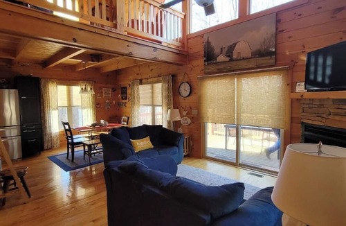 Vein Mountain House | Blue Ridge Mountain Cabin - Private 2BR Near Lake James, Asheville & Hiking