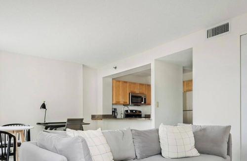 Prudential - St. Botolph Apartment | Blueground | Prudential/St. Botolph, pool, nr Fenway Park