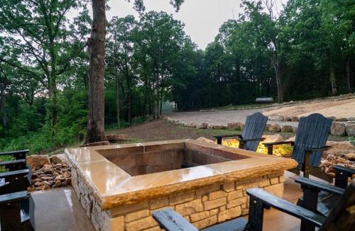 Hermann House | Bonnie n Clyde and Jesse James