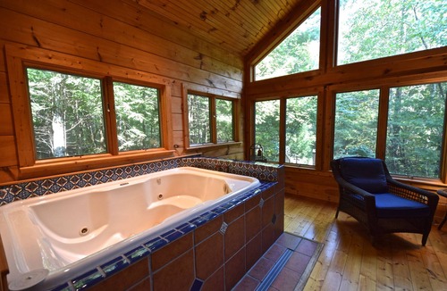 Townsend Cabin | Boulder Pass, 5 miles from the Great Smoky Mountain park entrance in Townsend !