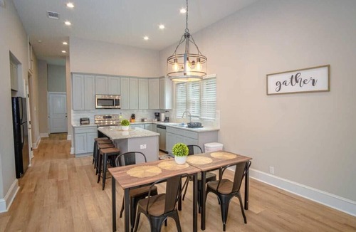 Five Points House | Brand New Remodeled 3BR/2.5BA House Near Downtown