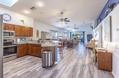 Crystal River House | Bring your Boat & Enjoy Crystal River! Fish & See Manatee at Our Dock, Kayaks