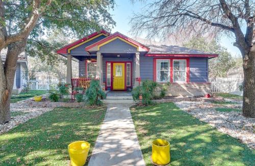 Kyle House | Bring Your Pup! Remote-Work Hub 22 Mi to Austin