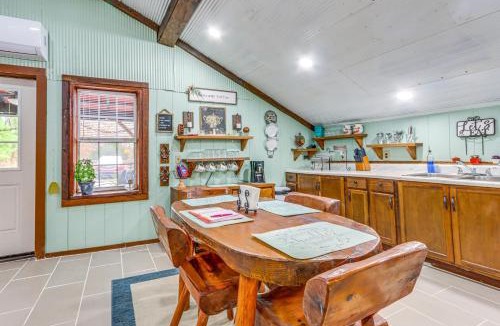 Combs Apartment | Bunkhouse-Style Studio in Elkins Near ATV Trails!