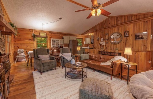 Cherokee House | Cabin Close to Casino: King Bed, Hot Tub, 0 Pet Fees, 15 Minutes to GSMR Train