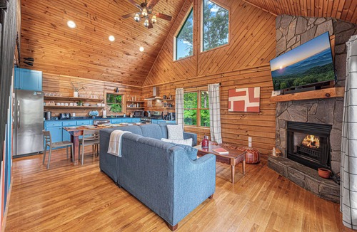 Bryson City Cabin | Cabin On 8-Private Acres, Hot Tub, Game Room, Views